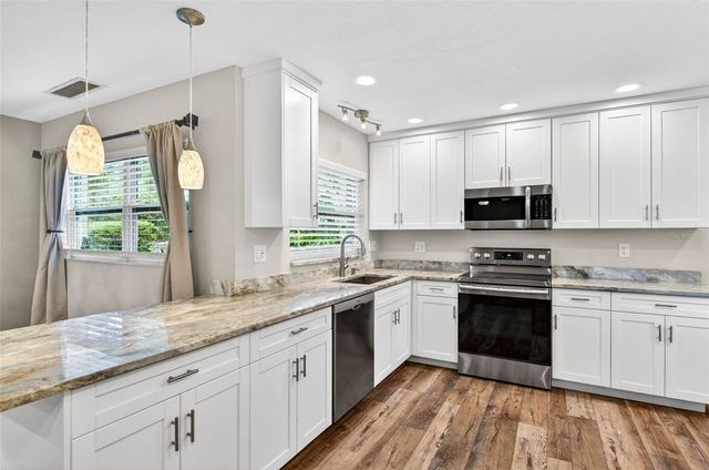 7 EAGLE LANE, Palm Harbor, FL 34683