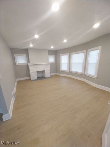 1635 Hillcrest Road dn, Cleveland Heights, OH 44118