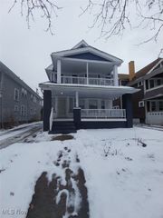 1635 Hillcrest Road dn, Cleveland Heights, OH 44118