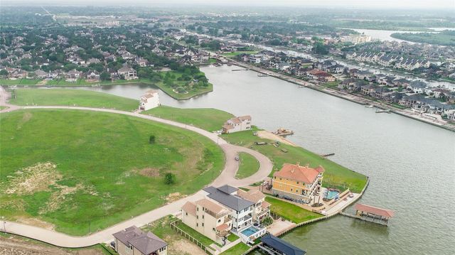 2453 Beacon Circle, League City, TX 77573