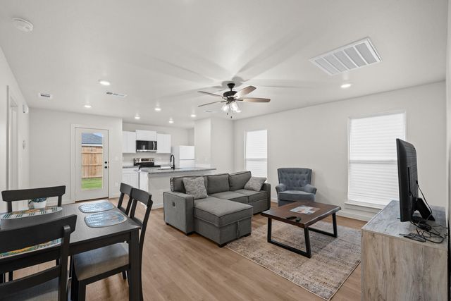 8318 24th Street, Lubbock, TX 79407