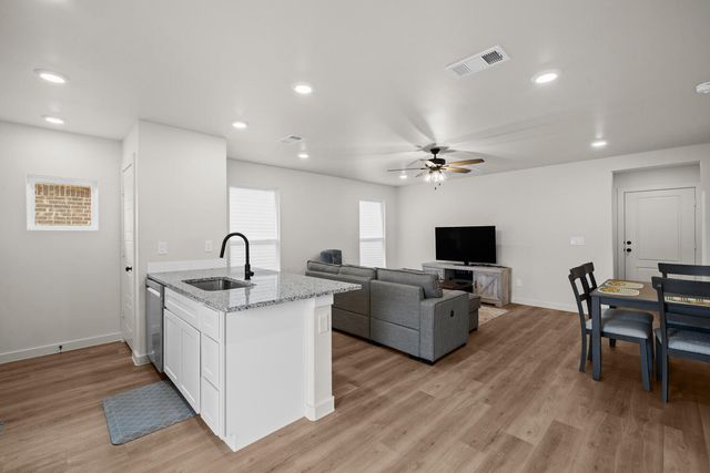 8318 24th Street, Lubbock, TX 79407