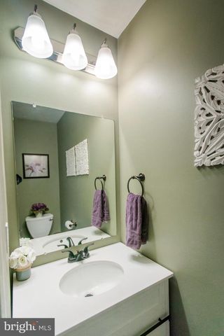 39 GLOUCESTER CT, Bordentown, NJ 08505