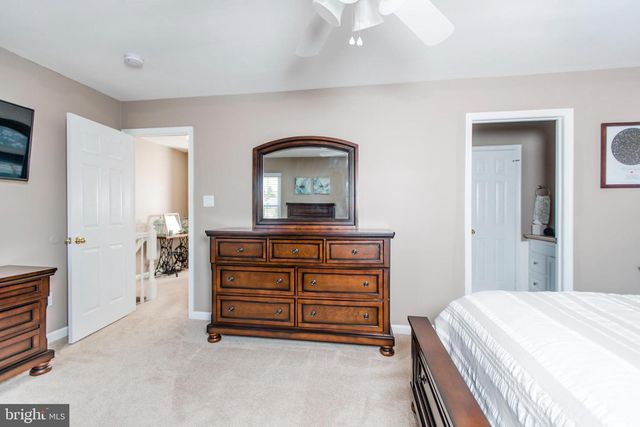 39 GLOUCESTER CT, Bordentown, NJ 08505