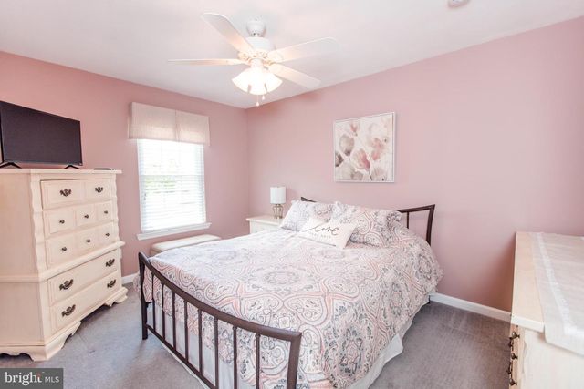 39 GLOUCESTER CT, Bordentown, NJ 08505