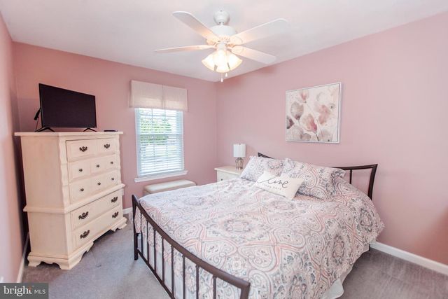 39 GLOUCESTER CT, Bordentown, NJ 08505