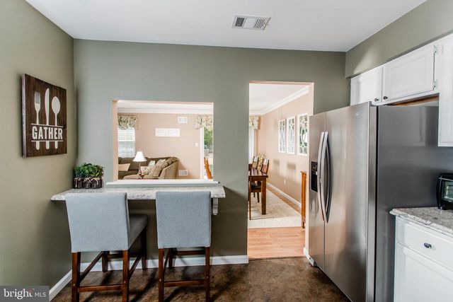 39 GLOUCESTER CT, Bordentown, NJ 08505