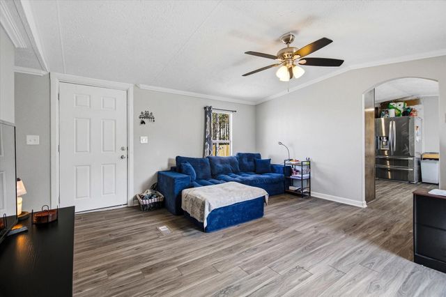 510 Rd 5512, Cleveland, TX 77327