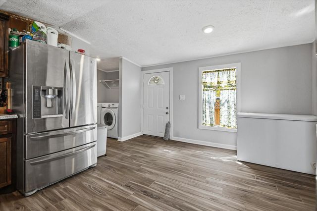 510 Rd 5512, Cleveland, TX 77327