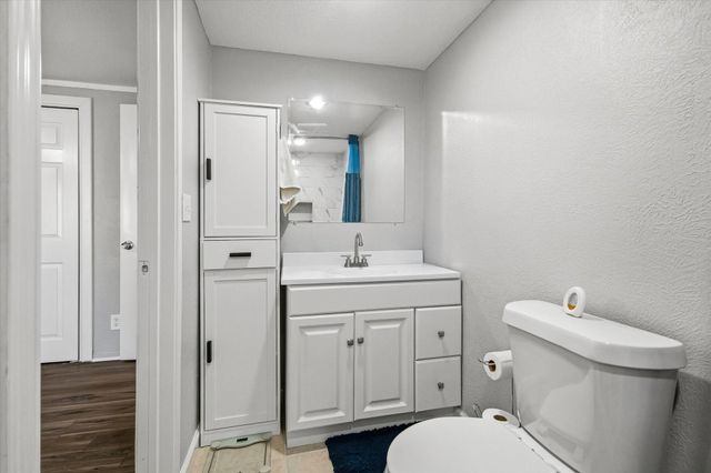 510 Rd 5512, Cleveland, TX 77327