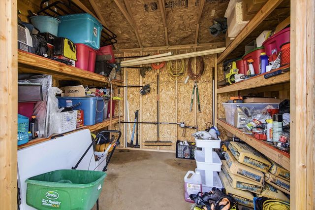 510 Rd 5512, Cleveland, TX 77327