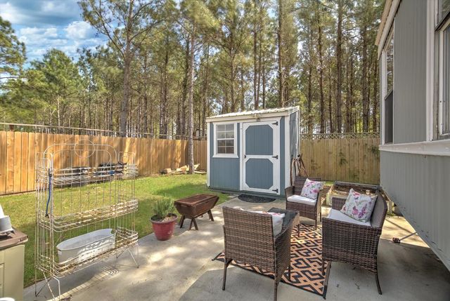 510 Rd 5512, Cleveland, TX 77327