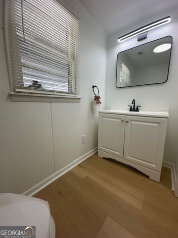 600 E Lanier Avenue W, Fayetteville, GA 30214