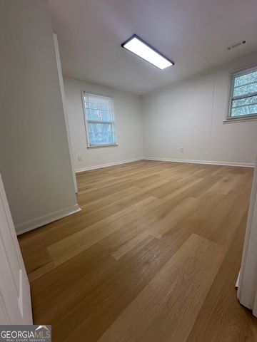 600 E Lanier Avenue W, Fayetteville, GA 30214