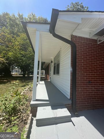 600 E Lanier Avenue W, Fayetteville, GA 30214