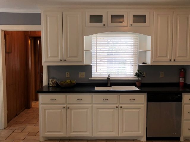 6215 Kenwood Avenue, Dallas, TX 75214