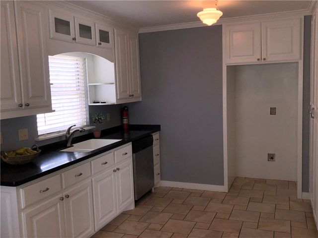 6215 Kenwood Avenue, Dallas, TX 75214