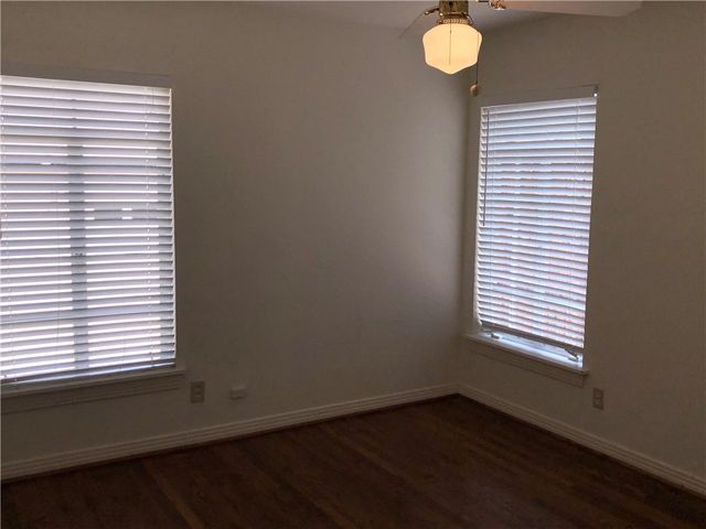 6215 Kenwood Avenue, Dallas, TX 75214