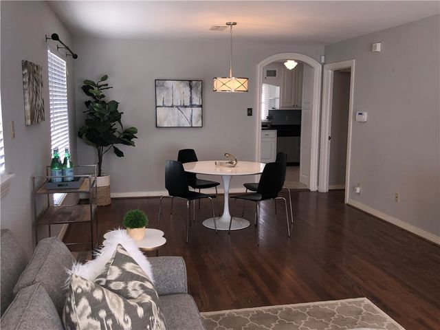 6215 Kenwood Avenue, Dallas, TX 75214