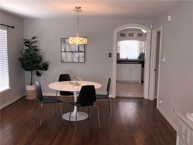 6215 Kenwood Avenue, Dallas, TX 75214
