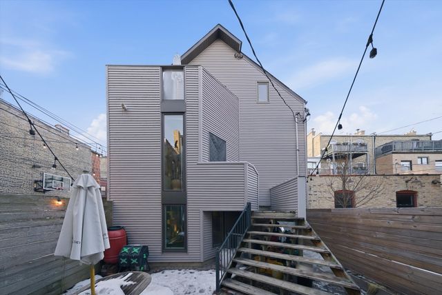 3816 N Kenmore Avenue, Chicago, IL 60613