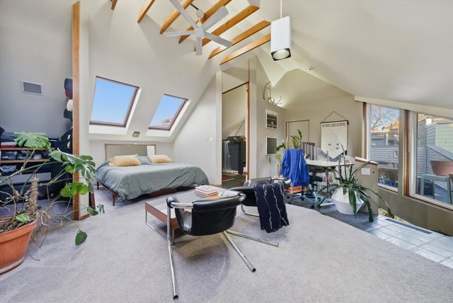 3816 N Kenmore Avenue, Chicago, IL 60613