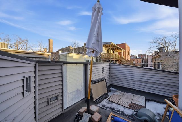 3816 N Kenmore Avenue, Chicago, IL 60613