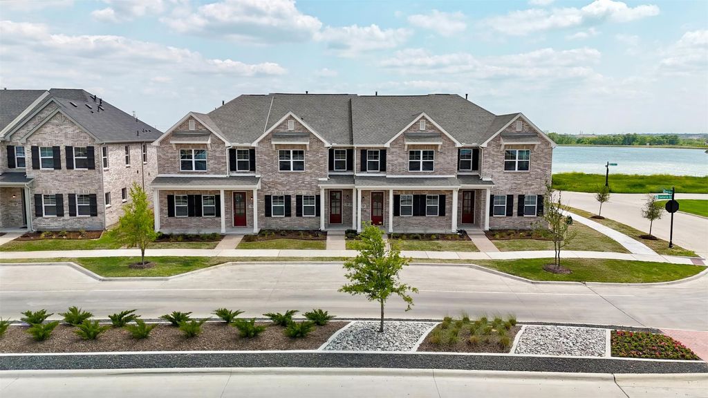 1504 Solterra Boulevard, Mesquite, TX 75181