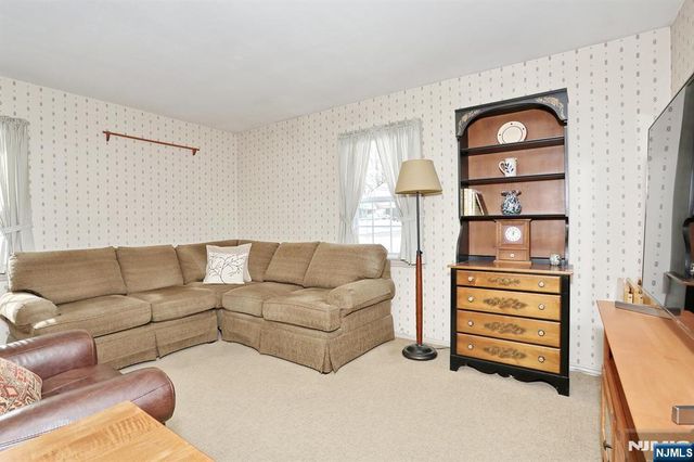 46 Knollwood Drive, Paramus, NJ 07652