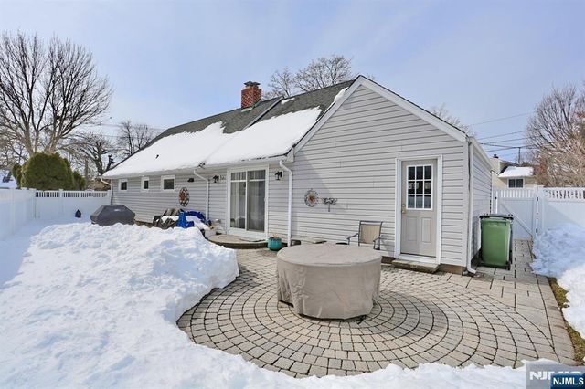 46 Knollwood Drive, Paramus, NJ 07652