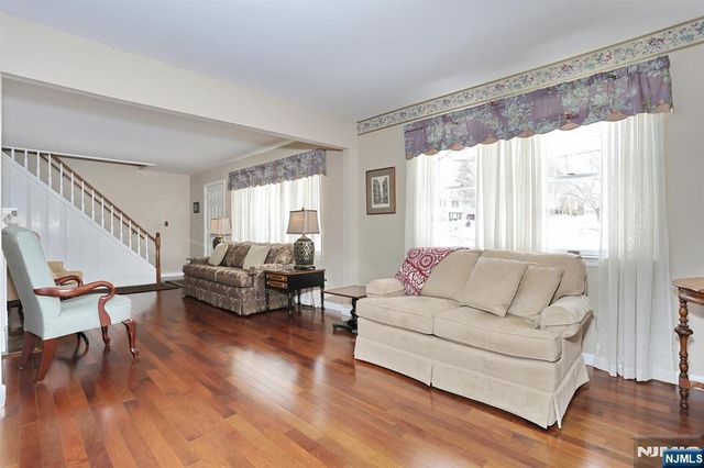 46 Knollwood Drive, Paramus, NJ 07652