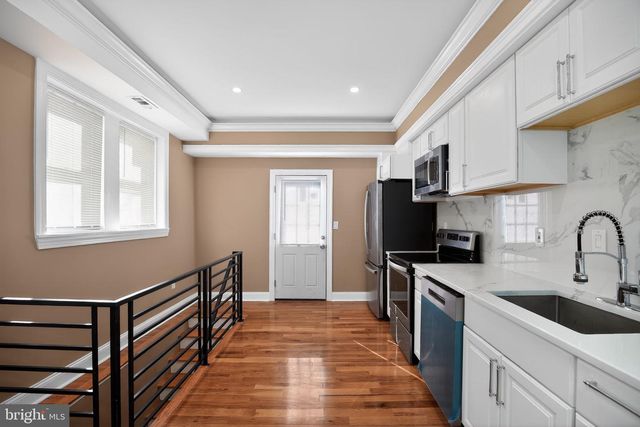 5940 LATONA ST, Philadelphia, PA 19143