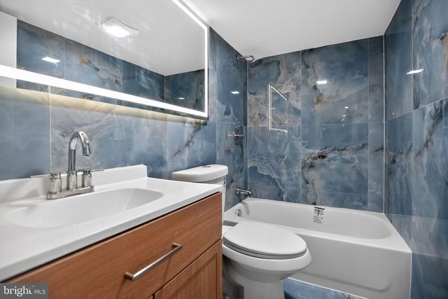 5940 LATONA ST, Philadelphia, PA 19143