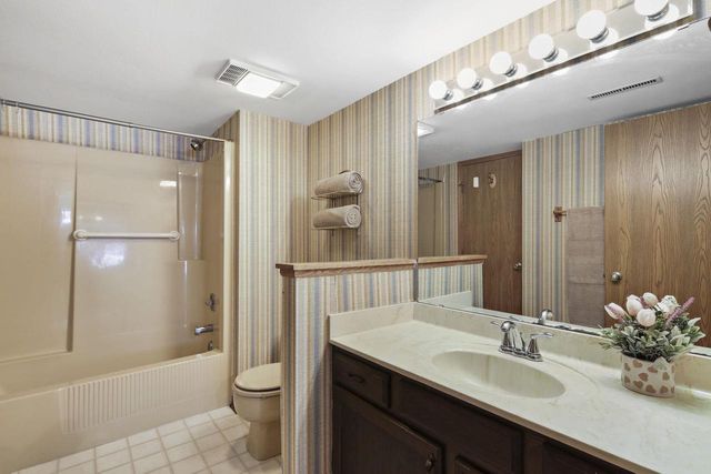 7405 Tree Lane, Madison, WI 53717