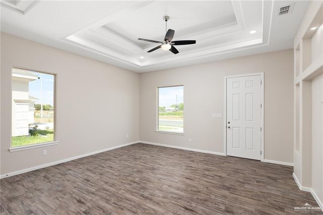 10717 N Sugar Bear Drive, Edinburg, TX 78541