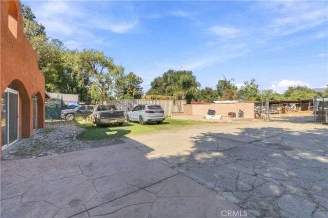 1976 Adams, San Bernardino, CA 92407
