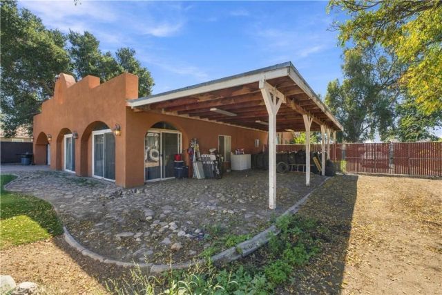 1976 Adams, San Bernardino, CA 92407