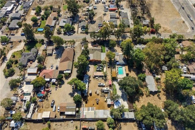 1976 Adams, San Bernardino, CA 92407