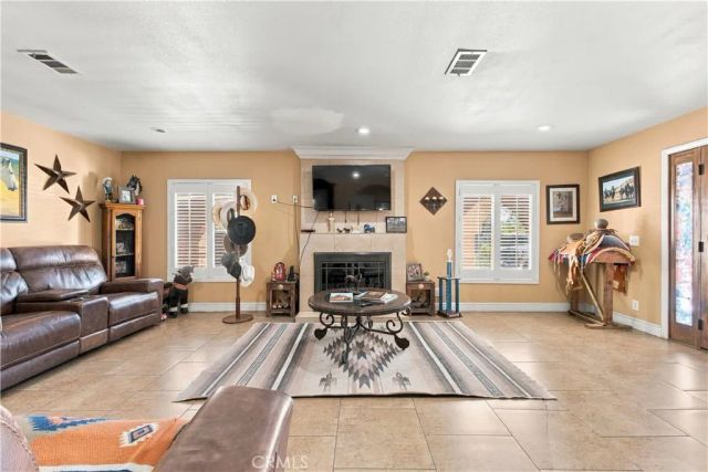1976 Adams, San Bernardino, CA 92407