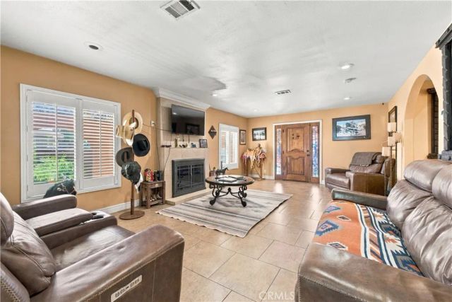 1976 Adams, San Bernardino, CA 92407