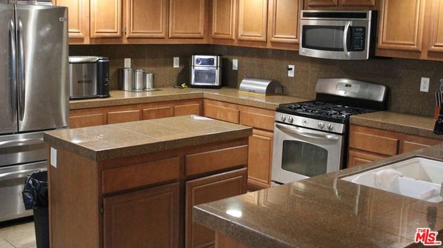 5624 Casita Court, Palmdale, CA 93552