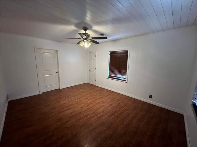 533 E Sears Street, Denison, TX 75021