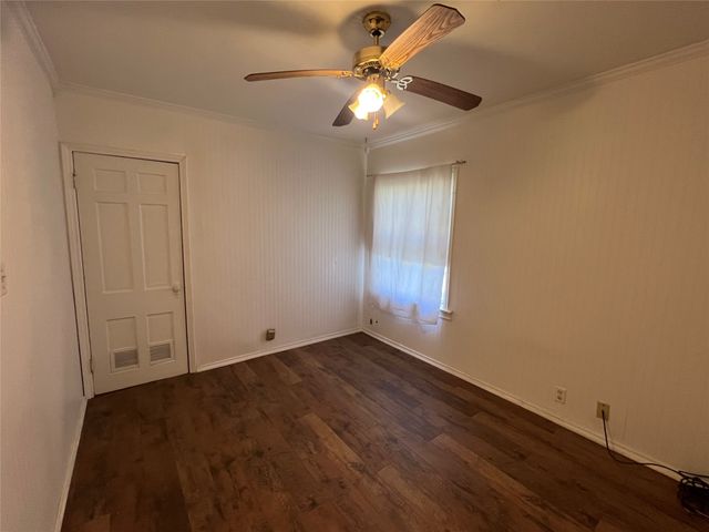 533 E Sears Street, Denison, TX 75021