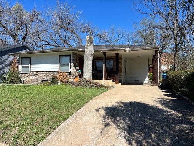 533 E Sears Street, Denison, TX 75021