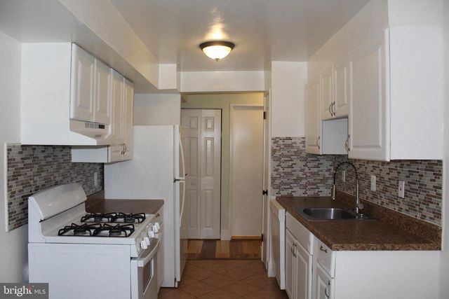 130 DUVALL LN #194-202, Gaithersburg, MD 20877
