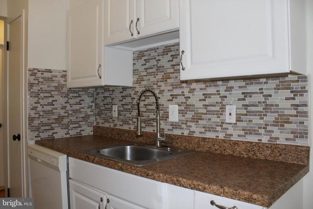 130 DUVALL LN #194-202, Gaithersburg, MD 20877