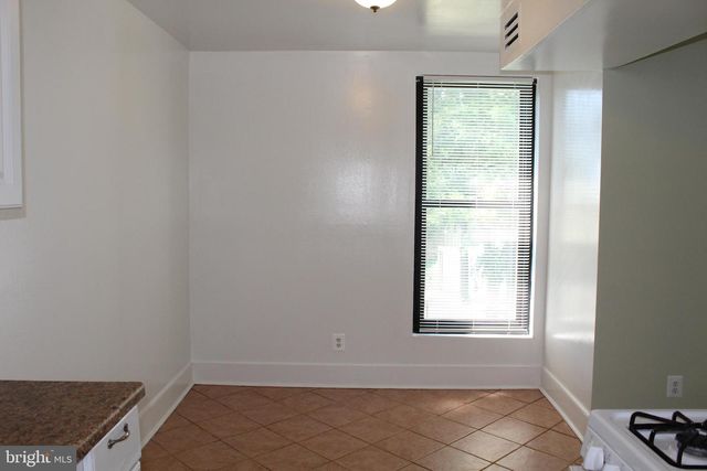 130 DUVALL LN #194-202, Gaithersburg, MD 20877