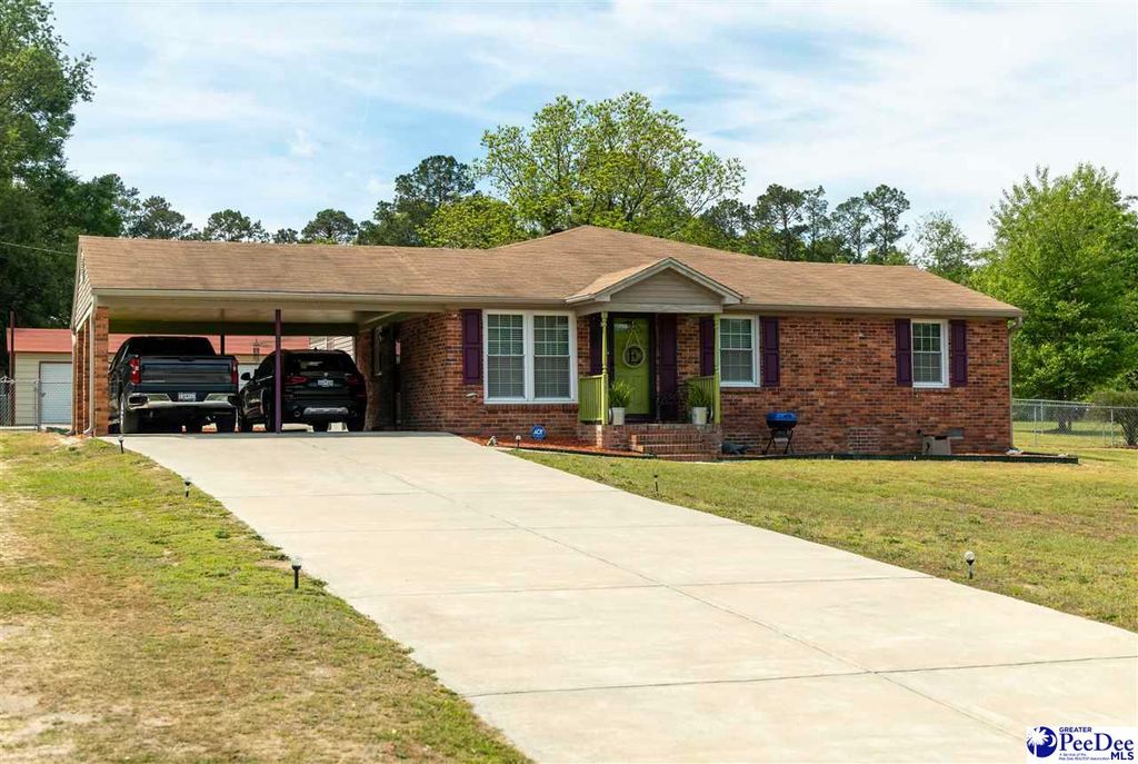620 Delaware River Drive, Florence, SC 29501