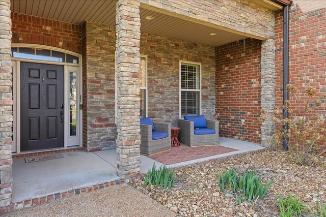 604 Pickett Dr, Hermitage, TN 37076