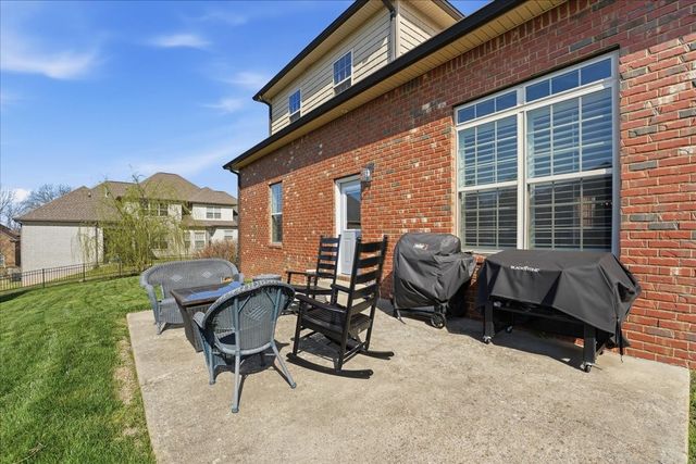 604 Pickett Dr, Hermitage, TN 37076